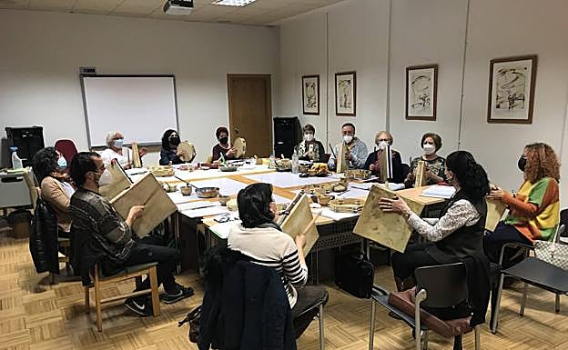 Taller de canto y percusión en Peñaranda. 