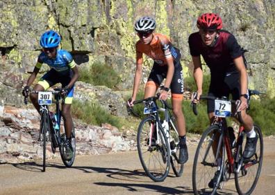 Imagen secundaria 1 - La Escuela de Ciclismo Salmatina pone el cierre a una gran campaña
