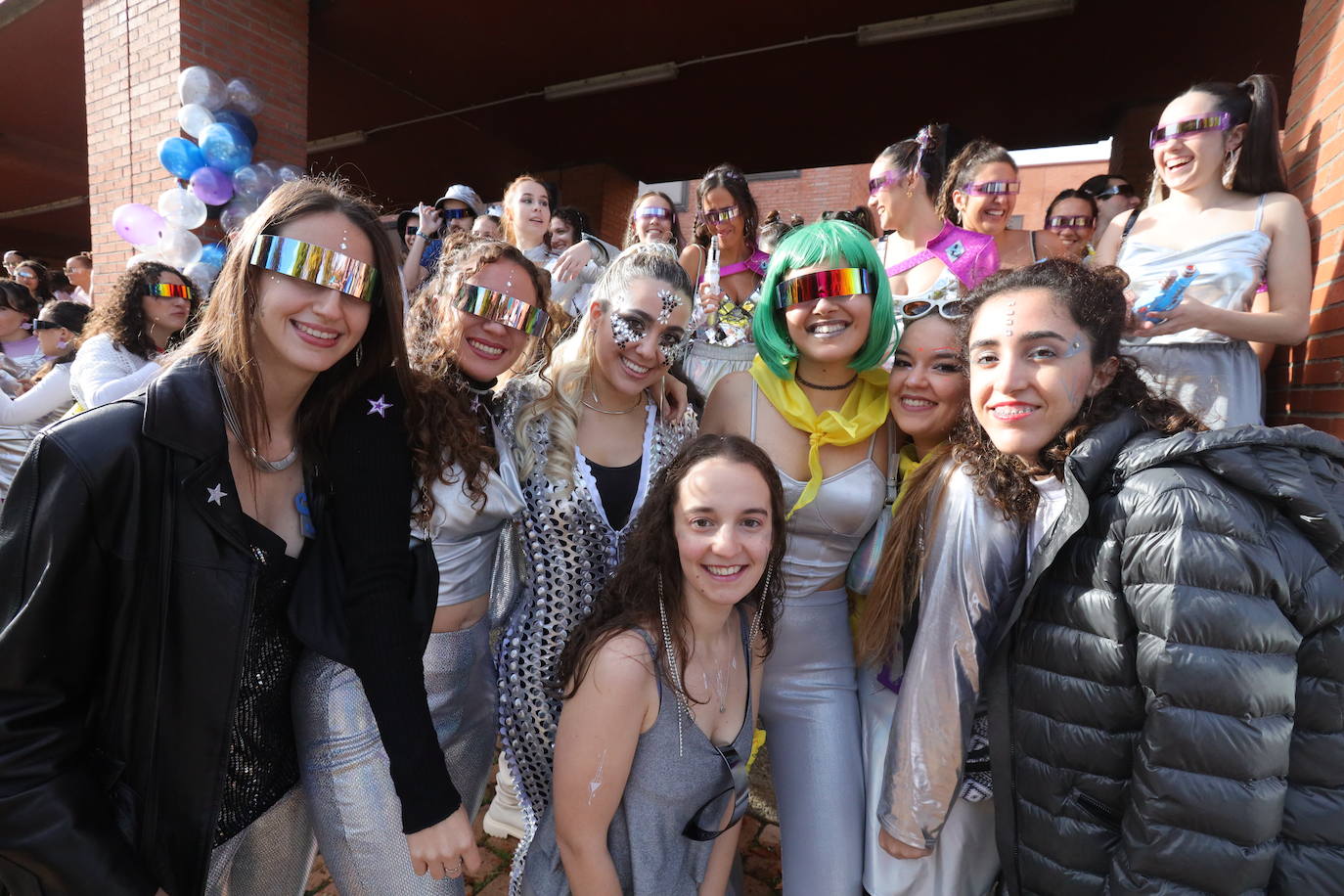 Fotos: Las fiestas de Medicina invaden el campus universitario