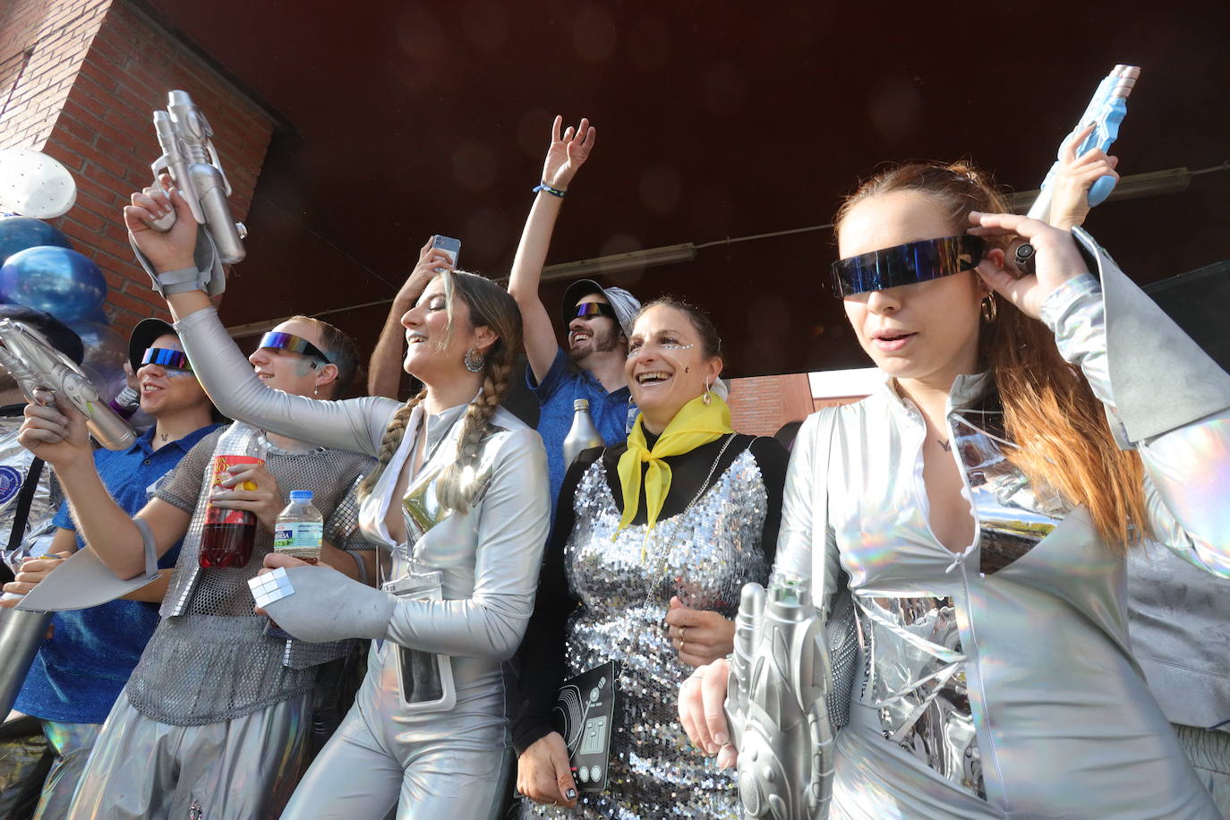 Fotos: Las fiestas de Medicina invaden el campus universitario