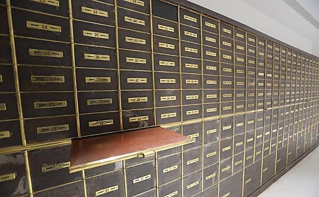 Las cajas de caudales sin abrir del antiguo Banco de España. 