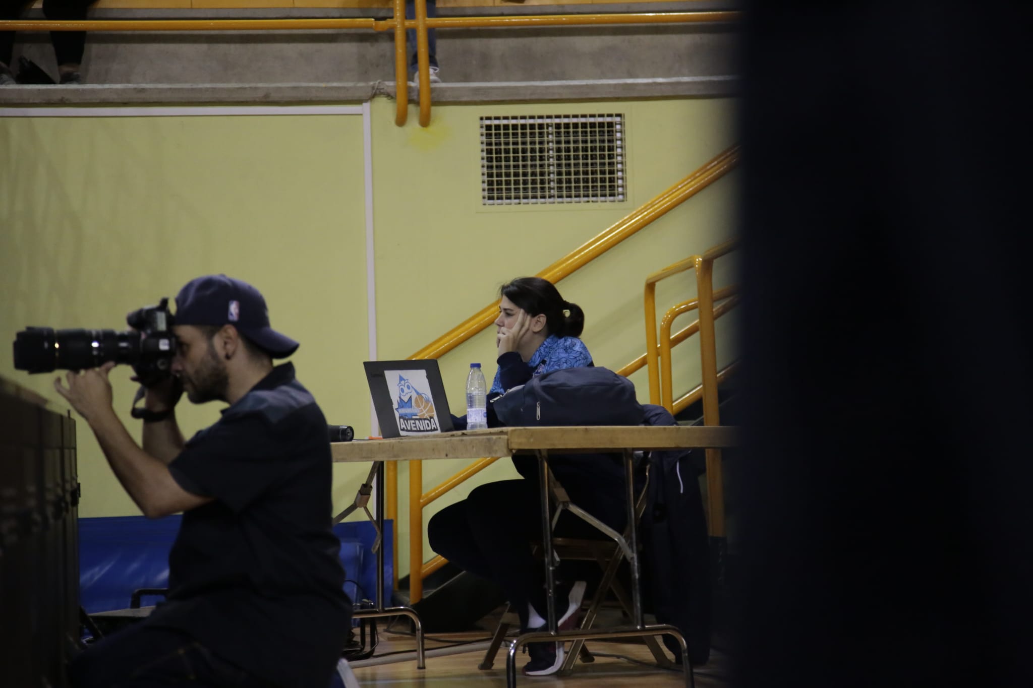 Fotos: Victoria para Perfumerías Avenida en un inicio inmaculado de la Euroliga