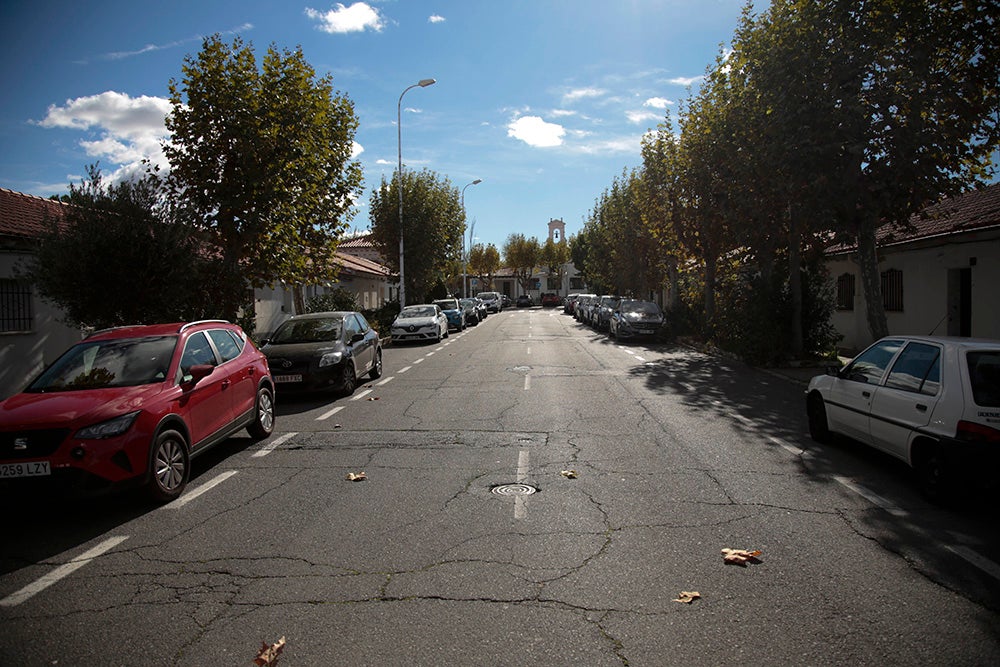 Una de las calles principales el barrio