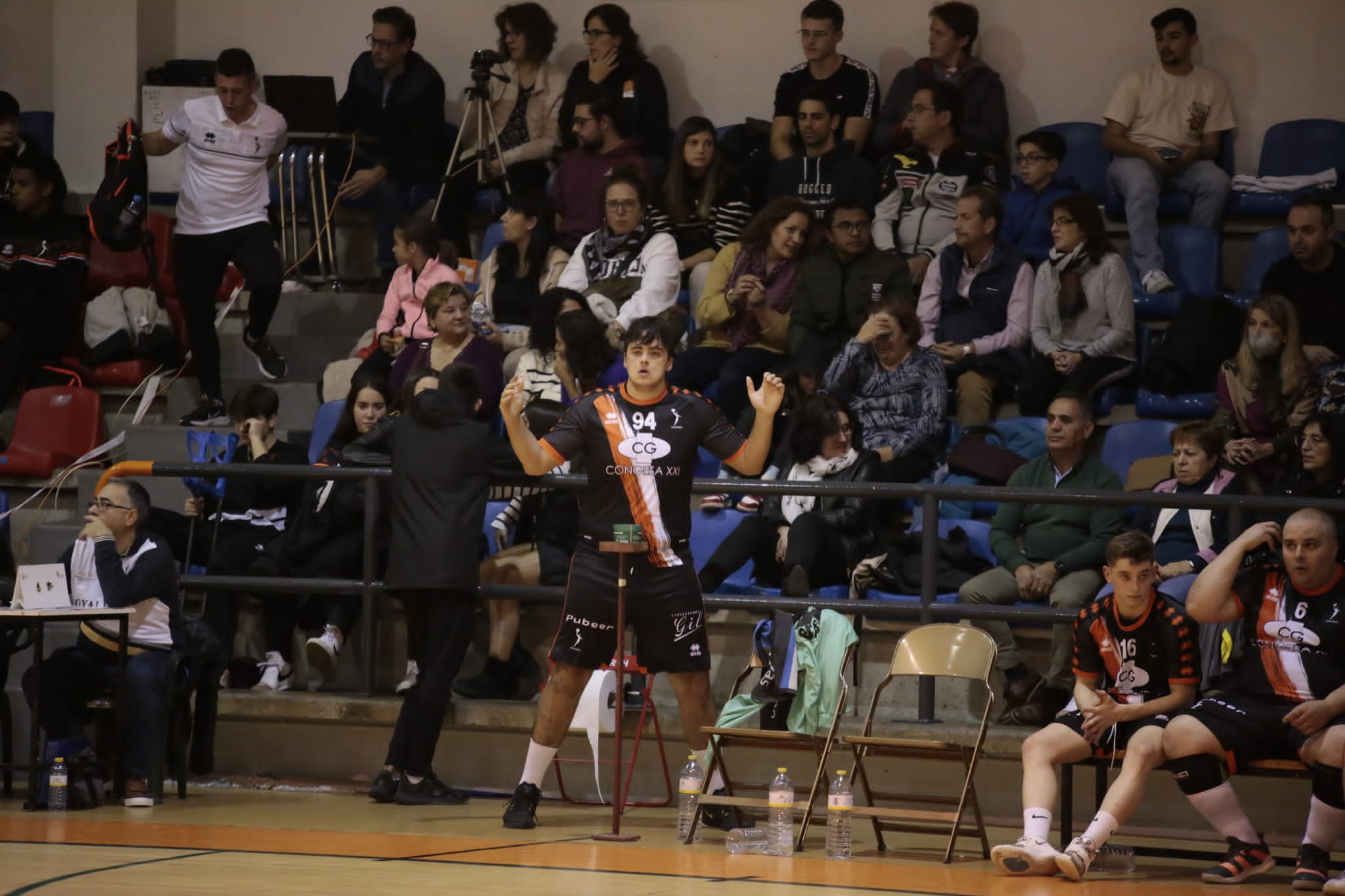 Fotos: El BM Ciudad de Salamanca presenta a todos sus equipos