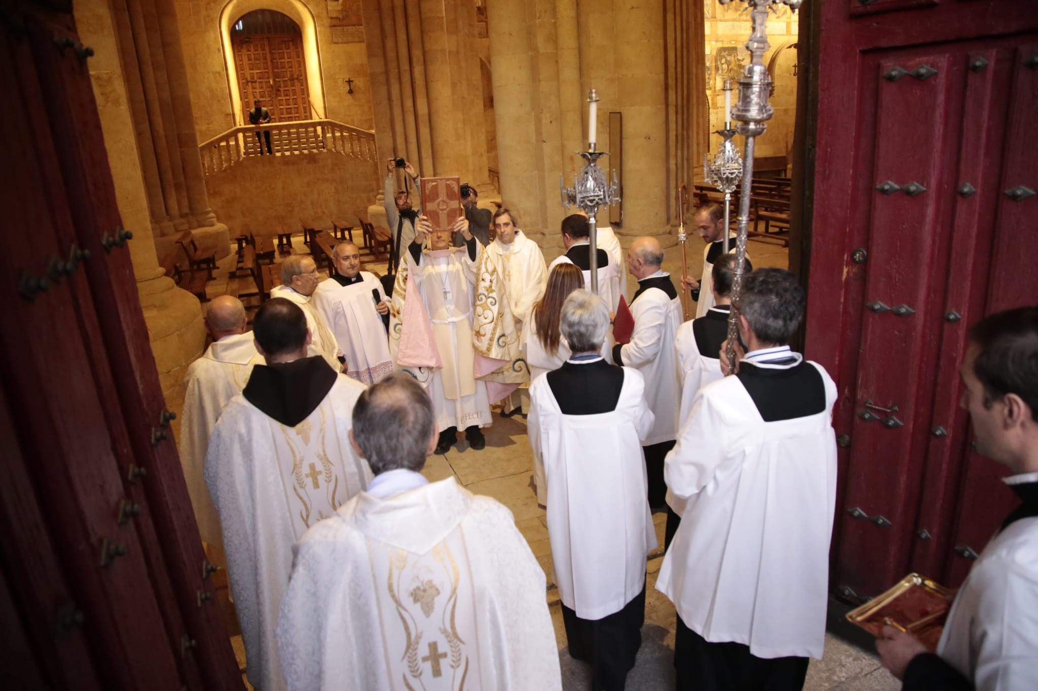 Fotos: Apertura de la puerta de Santa Lucía de la Catedral por el Año Jubilar Teresiano