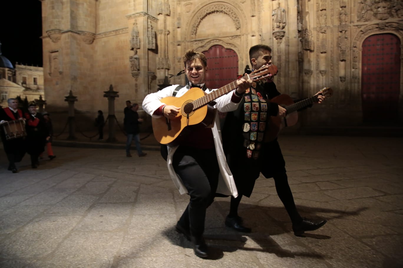 Un momento del desfile de los tunos.