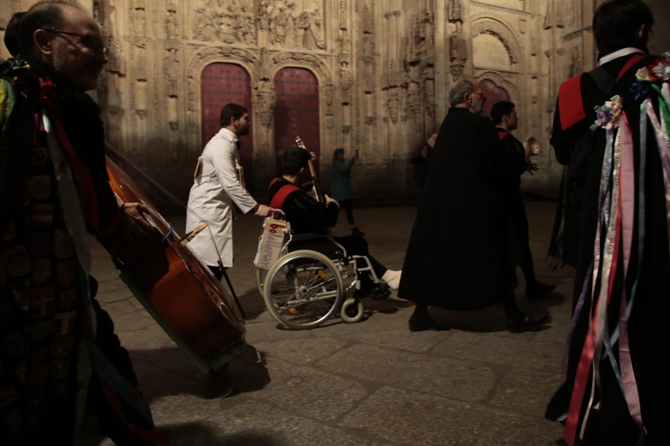 Un momento del desfile de los tunos.