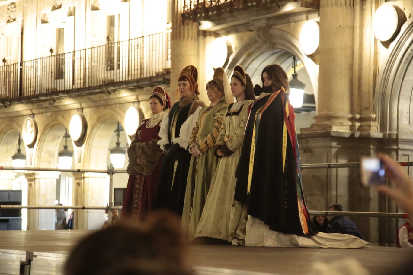 Un momento del desfile de los tunos.