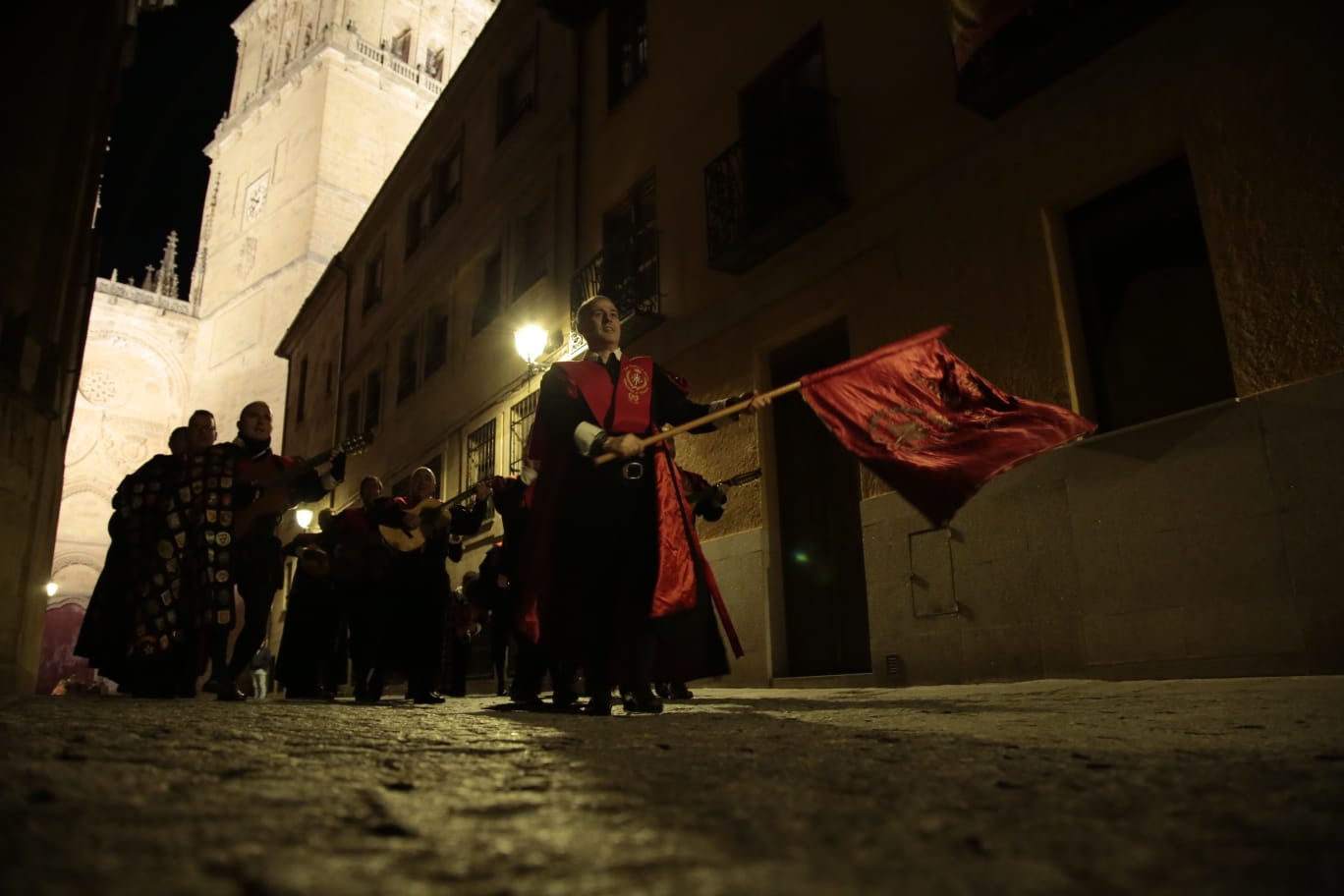 Un momento del desfile de los tunos.