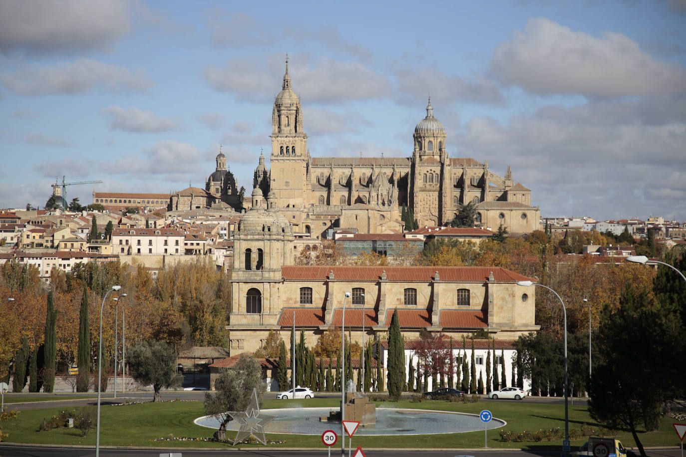 A los pies de la Catedral