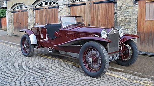 El revolucionario Lambda de 1922, , con el llegó la carrocería autoportante