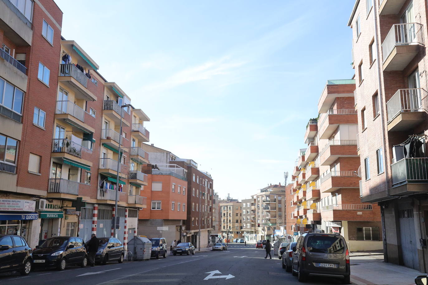 La carretera de Ledesma, la principal arteria del barrio