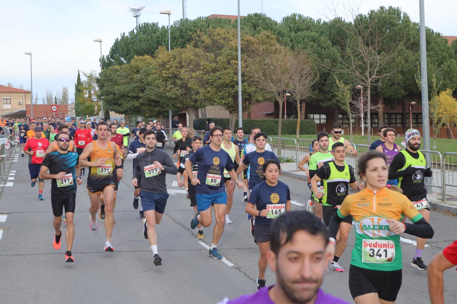 Fotos: La VII San Silvestre Universitaria UPSA, una cita solidaria