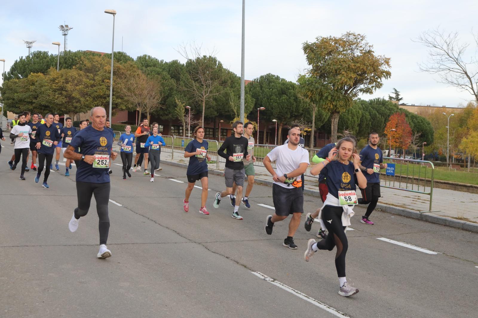 Fotos: La VII San Silvestre Universitaria UPSA, una cita solidaria