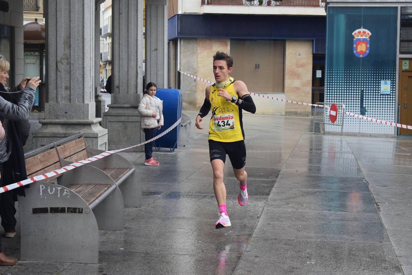 Fotos: Javier Montero y Verónica Sánchez se alzan con la victoria en el Jamón Veloz de Guijuelo