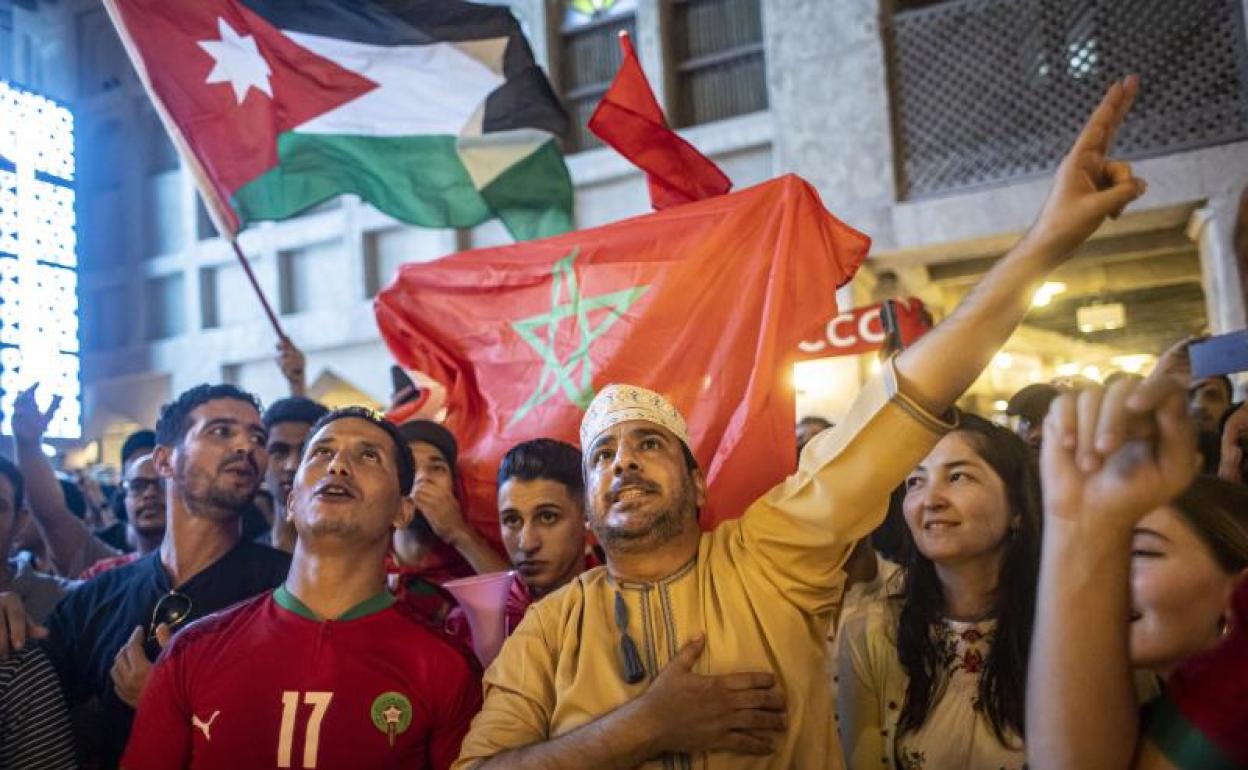 Celebraciones de aficionados marroquís durante este Mundial. 