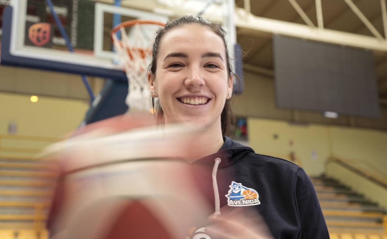 Bridget Carleton, en su presentación con Avenida. 