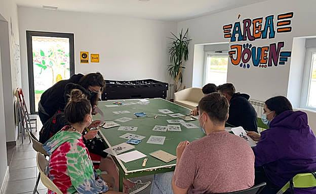 Santa Marta programa para los jóvenes talleres, música, bingo de caramelos y las Campanadas