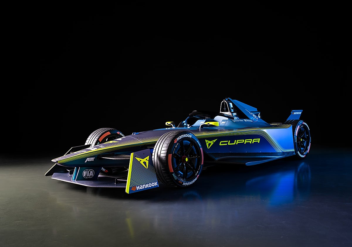 CUPRA se asocia con ABT Sportsline para dar forma al equipo ABT CUPRA de Fórmula E, con los pilotos Robin Frijns (Holanda) y Nico Müller (Suiza) confirmados para la primera temporada