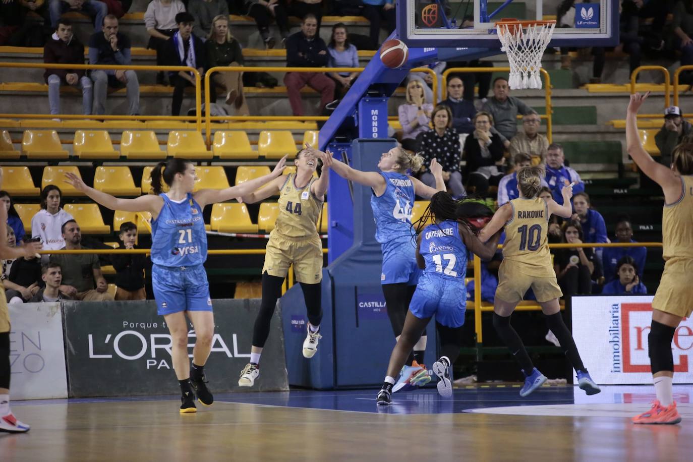 Fotos: CB Avenida-Barça CBS