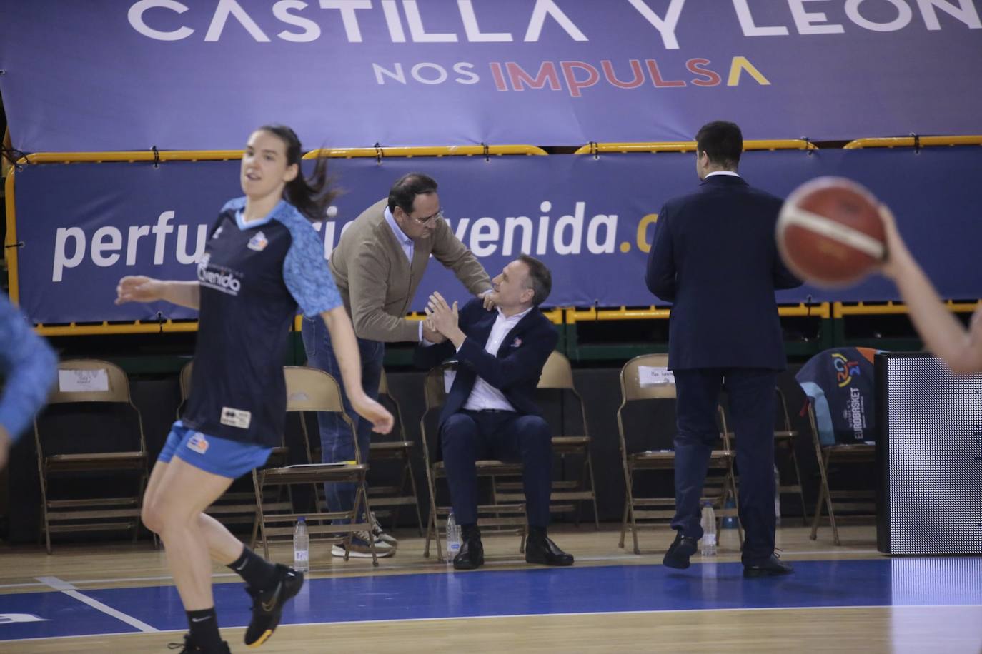 Fotos: CB Avenida-Barça CBS