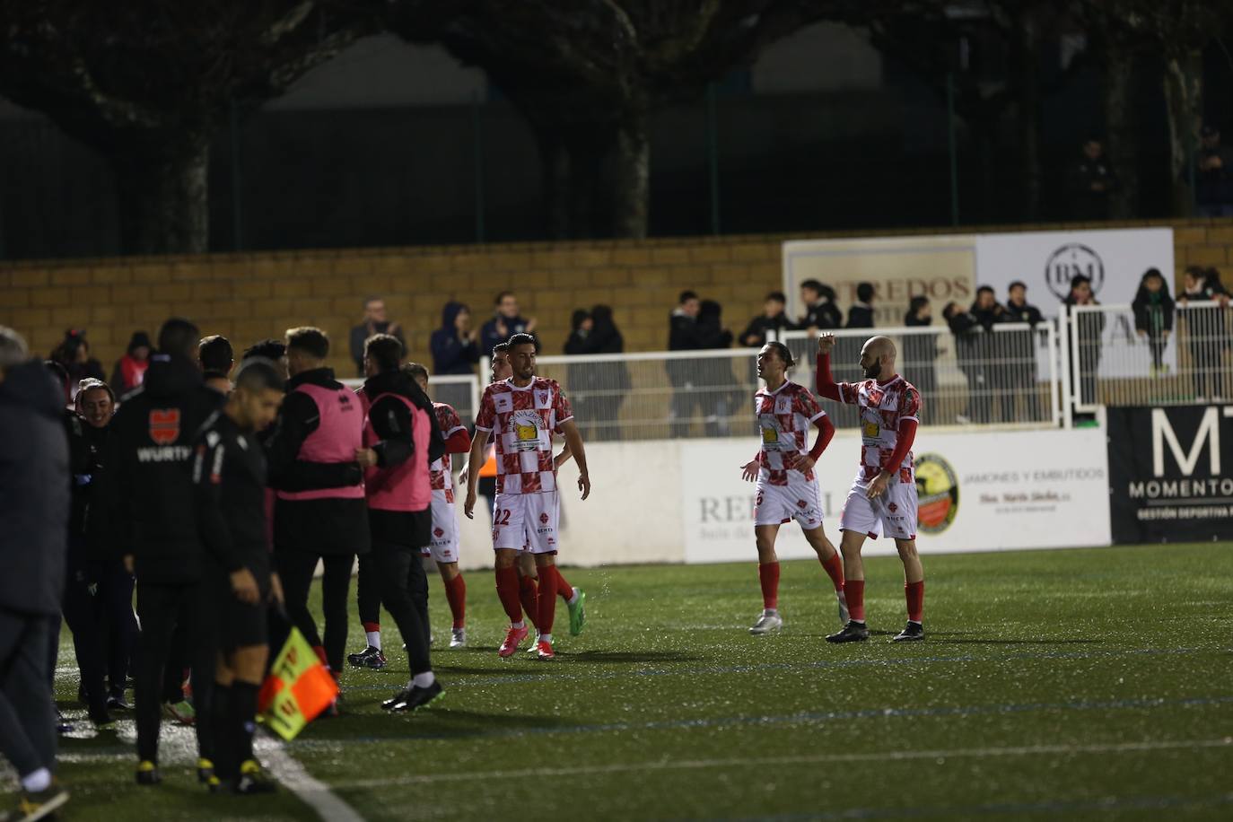 Fotos: Las mejores imágenes del CD Guijuelo-Villarreal de la Copa del Rey