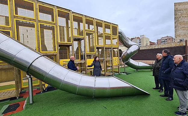 Imagen principal - Estreno del nuevo juego infantil. 