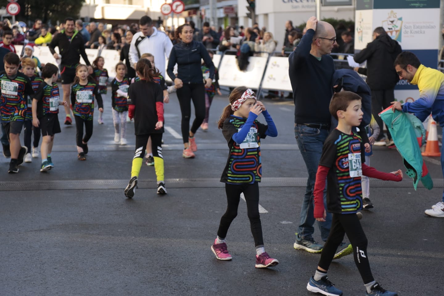 Fotos: Guillermo Perea y Paula Martínez ganan la carrera A de la San Silvestre