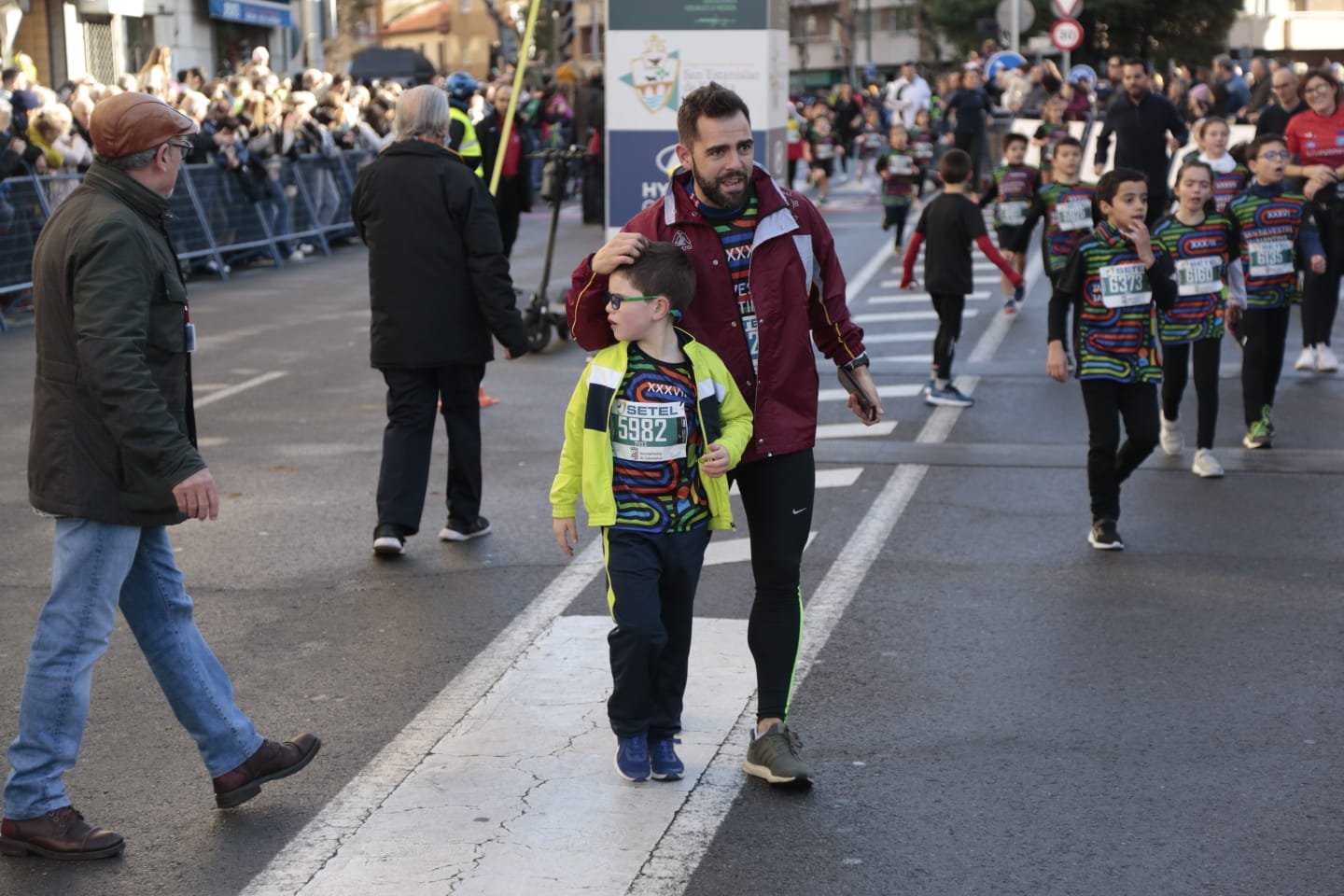 Fotos: Guillermo Perea y Paula Martínez ganan la carrera A de la San Silvestre