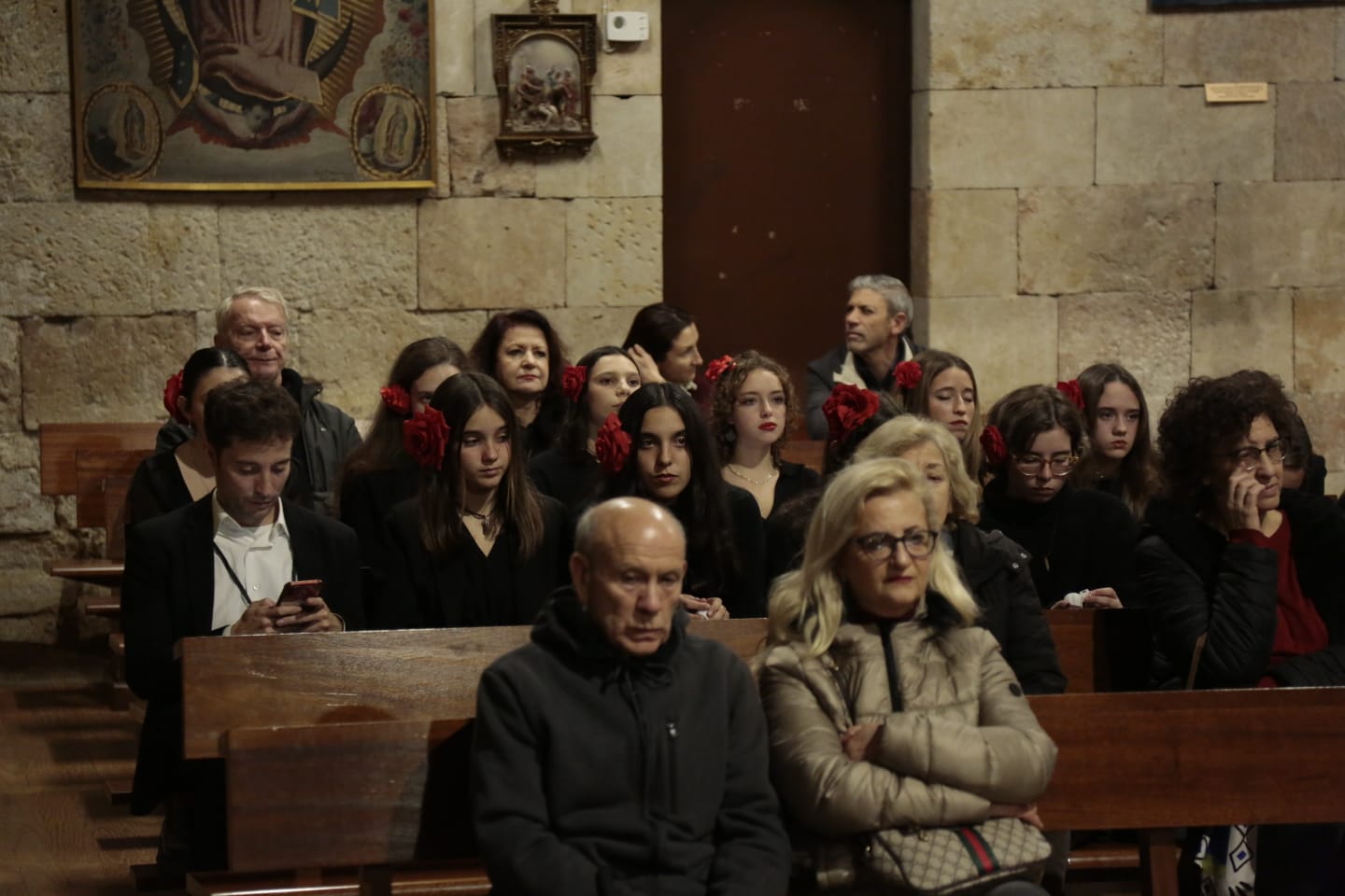 Fotos: Cantores recorren en procesión las calles de Salamanca y elogian la Navidad con un gran concierto