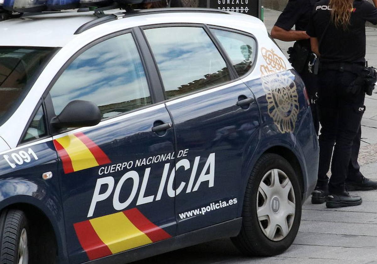 Heridos varios policías tras detener a dos jóvenes por robar móviles