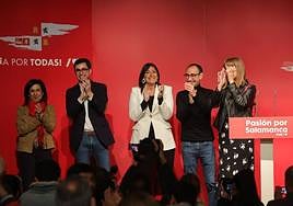 Margarita Robles junto a José Luis Mateos, Ana Sánchez y David Serrada