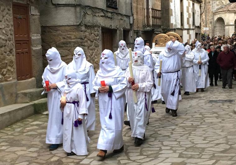 Las originales tradiciones que mantienen viva la Semana Santa en la Sierra de Francia