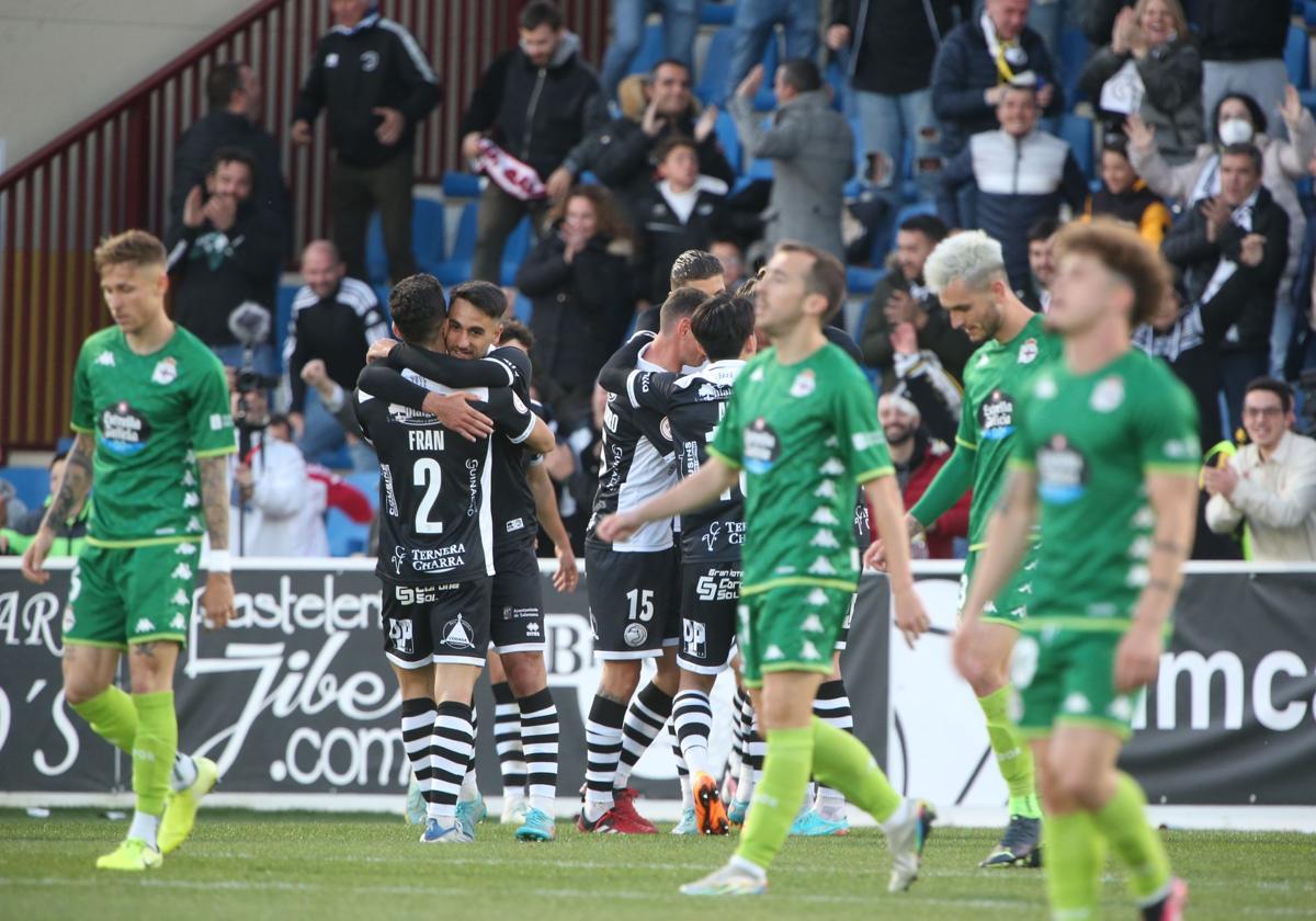 Gran remontada de Unionistas ante el Deportivo de La Coruña (2-1)