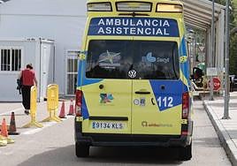 Dos jóvenes de 33 y 26 años mueren en León al chocar con su coche contra una casa