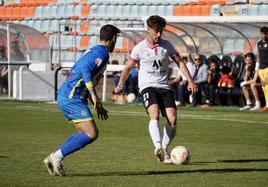 Mati en un lance del juego en el Salamanca UDS - Arandina.