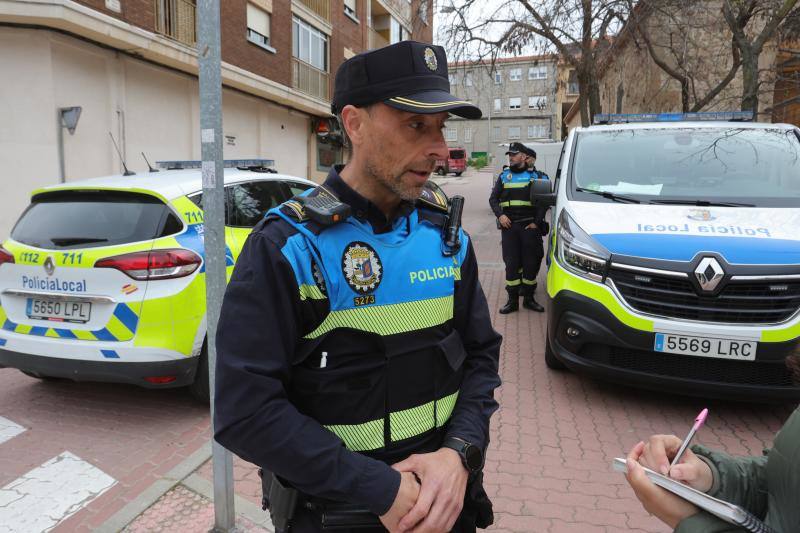 La Policía municipal de barrio realiza las primeras visitas en Salamanca