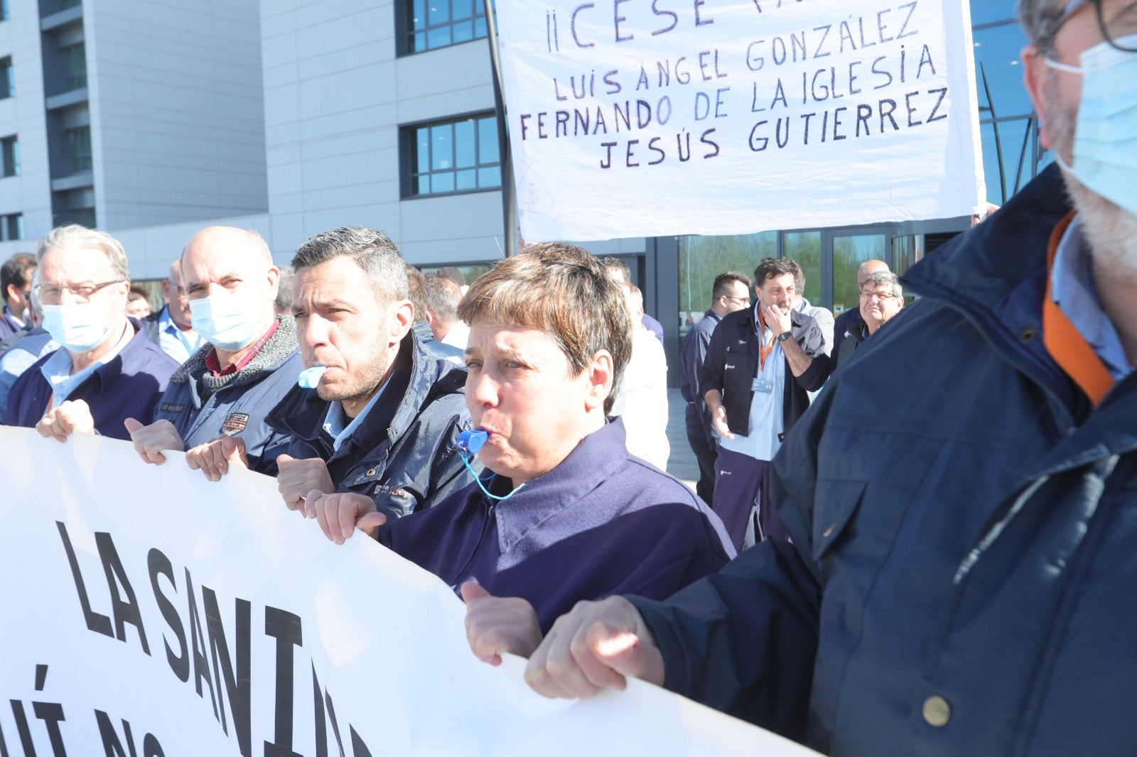 Concentración de los trabajadores de mantenimiento contra la privatización