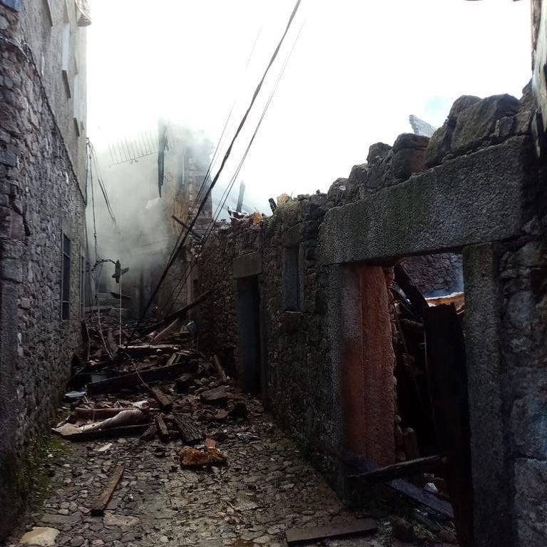 Extinguido el voraz fuego de La Alberca