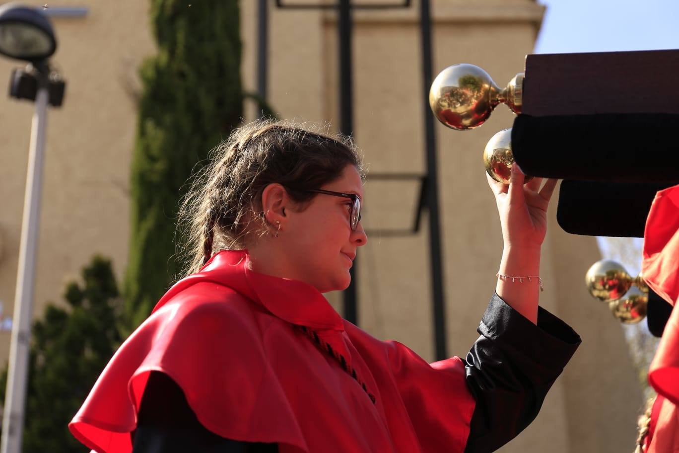 La Hermandad del Silencio recorre Salamanca en un multitudinario Sábado Santo