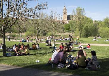 Lunes de aguas en Salamanca sin barbacoa, fuego ni petardos