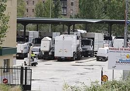 Imagen de archivo del parque de maquinaria.