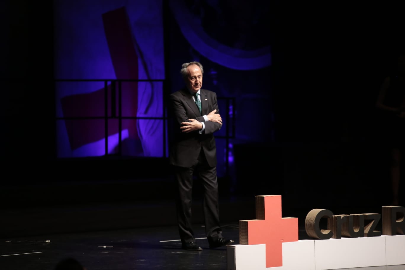 La solidaridad con Ucrania brilla en la gala de Cruz Roja