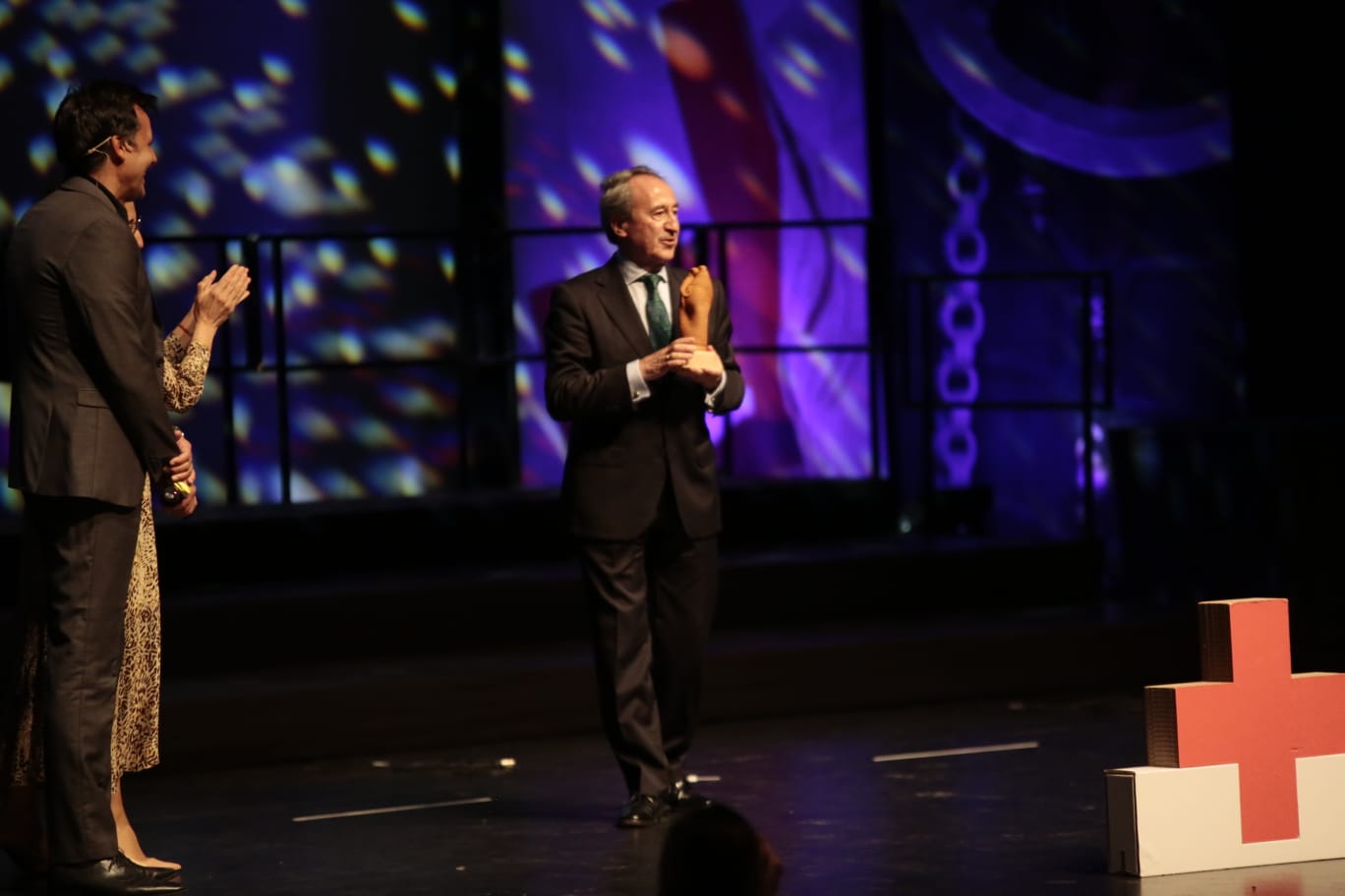 La solidaridad con Ucrania brilla en la gala de Cruz Roja