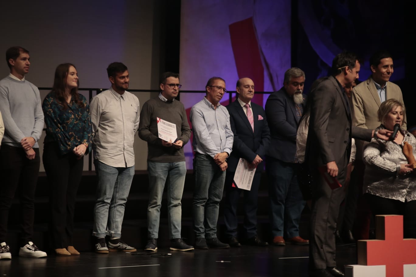 La solidaridad con Ucrania brilla en la gala de Cruz Roja