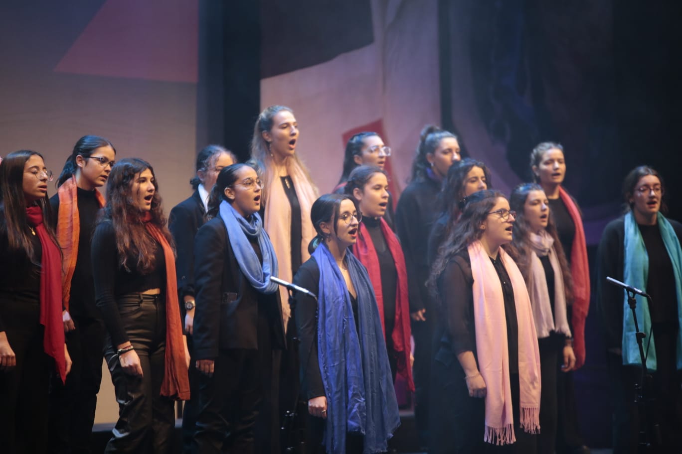 La solidaridad con Ucrania brilla en la gala de Cruz Roja