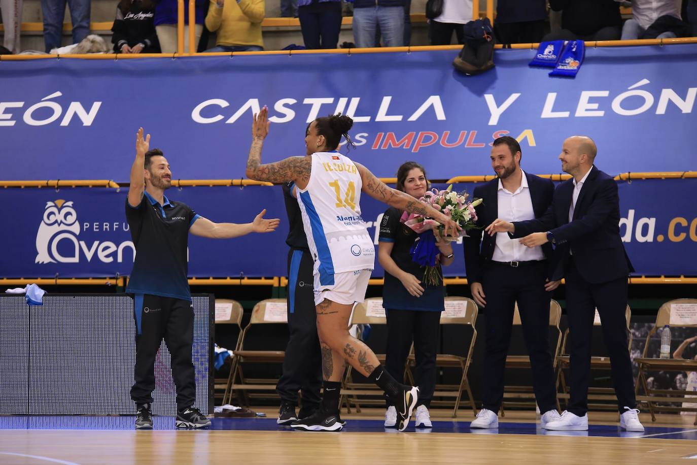 Erika de Souza se despide del baloncesto