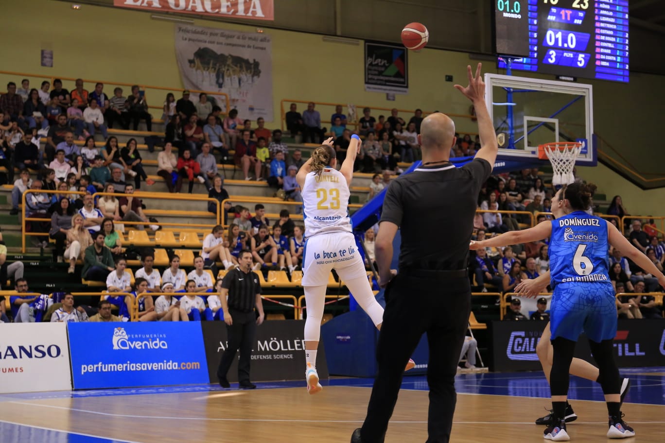 Avenida vence a Jairis y mira al playoff