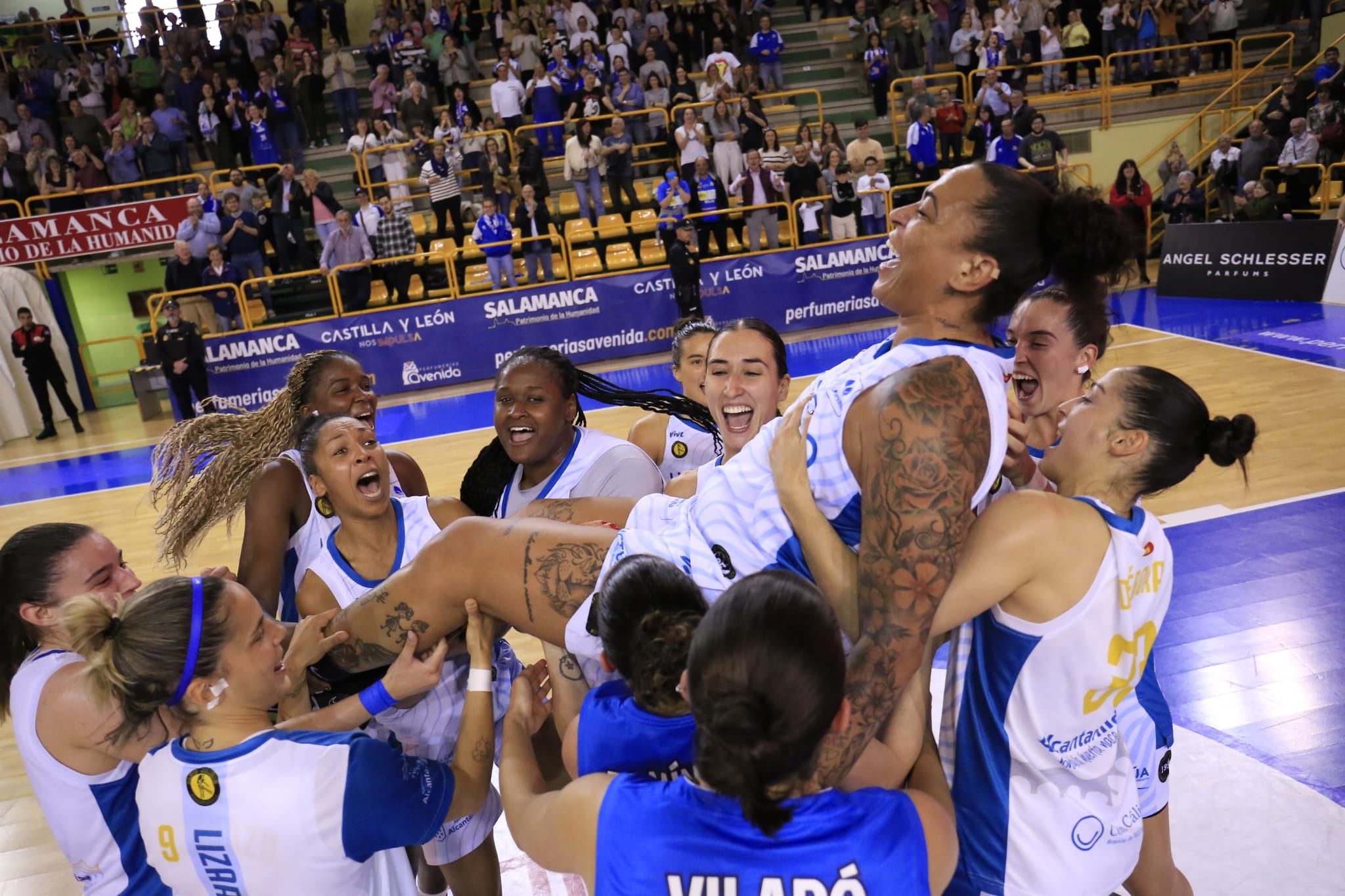 Erika de Souza se despide del baloncesto