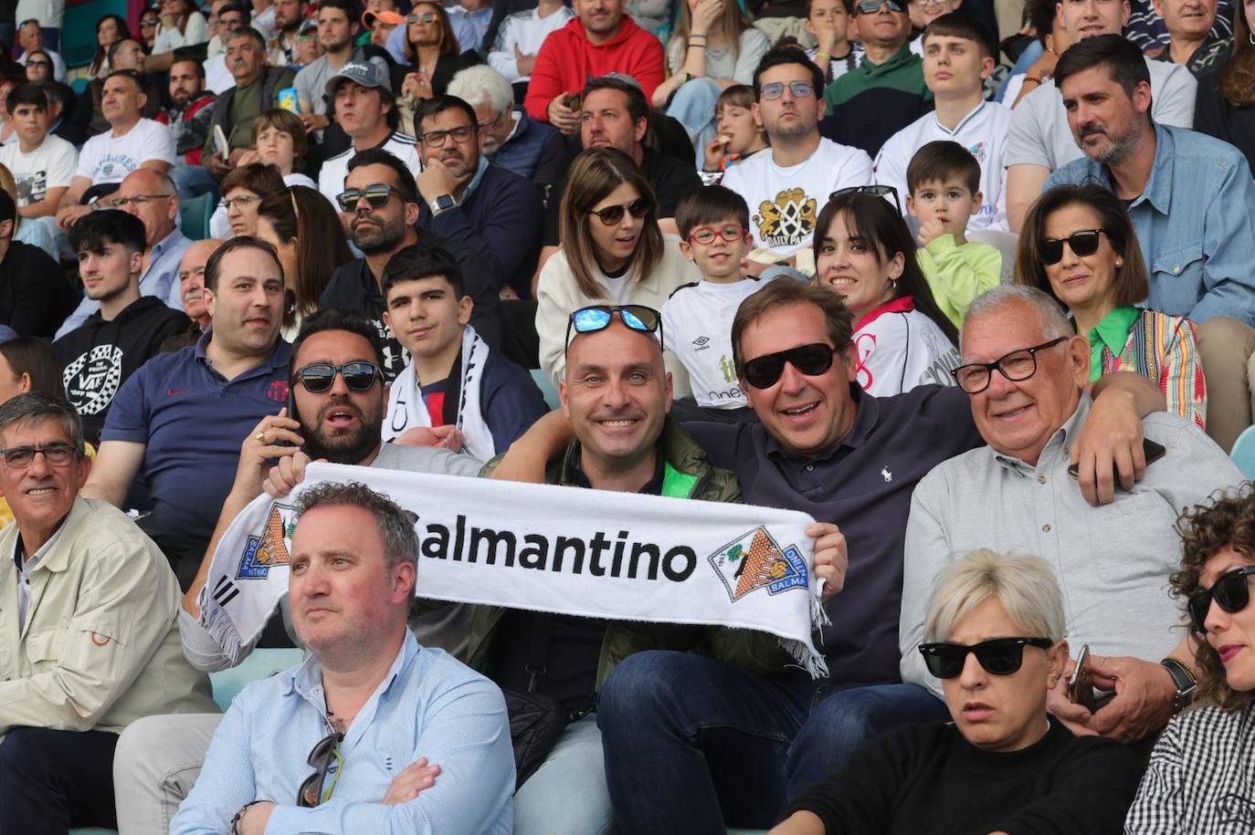 Partido entre veteranos de la UDS y el FC Barcelona por el centenario